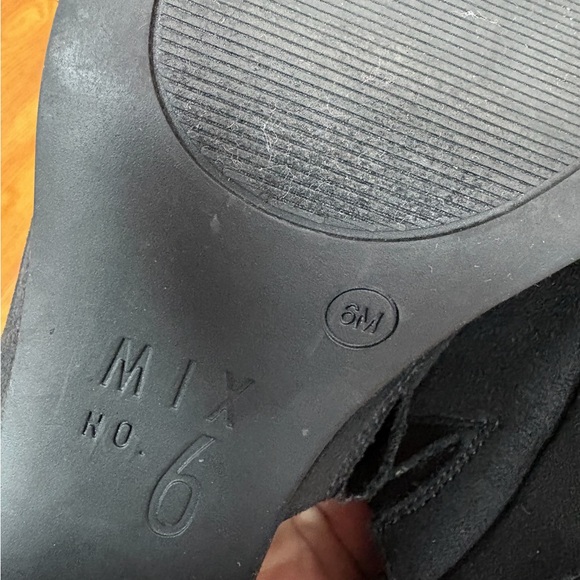 Mix No. 6 Black Platform Mule Heels Size 6 Retro 90s Style Faux Suede Feel EUC - Picture 6 of 12